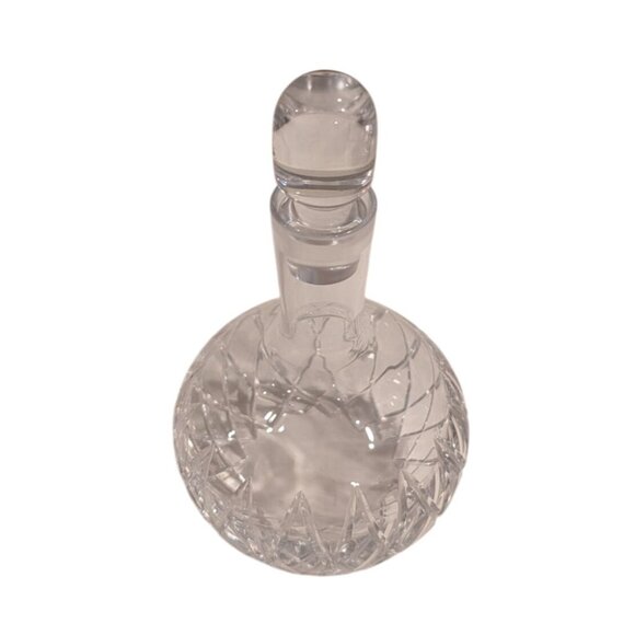 Elegant Crystal Decanter with Stopper 6" Tall barware - Picture 6 of 14